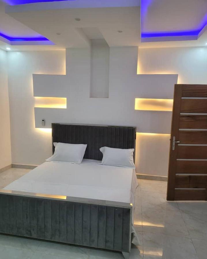 BrusubiThe Diamond House公寓 外观 照片
